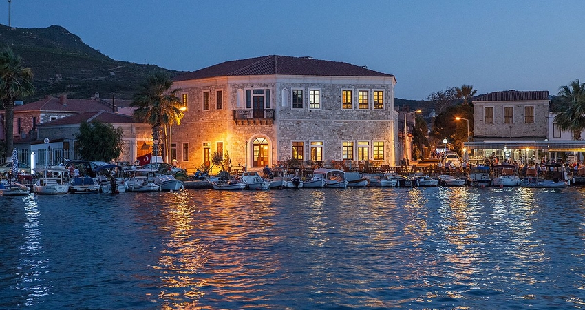 GÜNÜBİRLİK ESKİ FOÇA YENİ FOÇA KOZBEYLİ KÖYÜ TURU