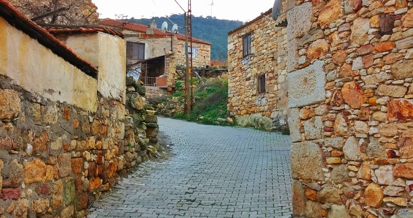 GÜNÜBİRLİK ESKİ FOÇA YENİ FOÇA KOZBEYLİ KÖYÜ TURU